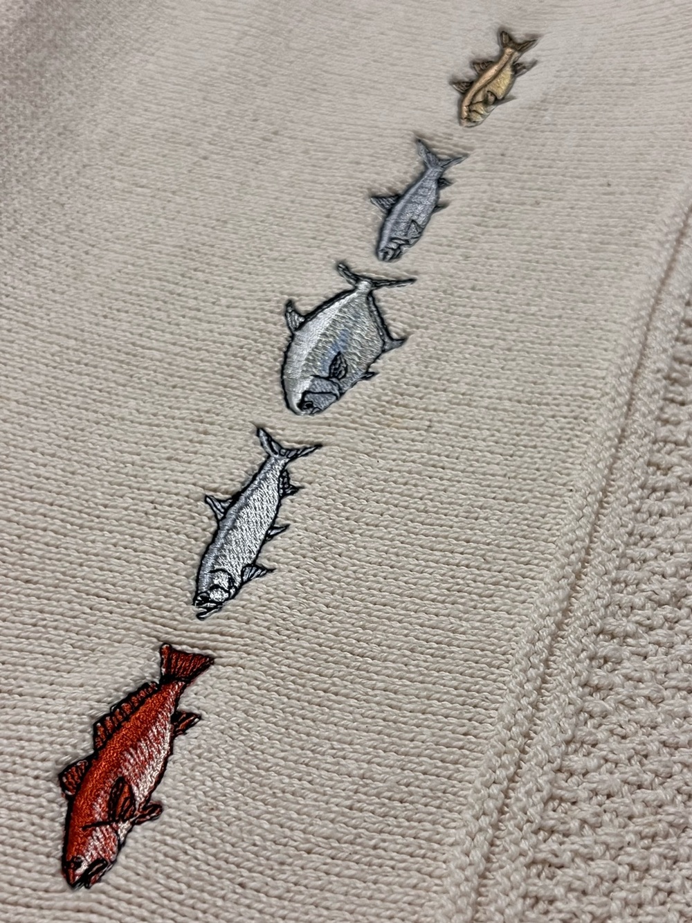 Vintage Orvis Embroidered Saltwater Fish Sweater XXL Cream 100% Cotton Fishing - Picture 3 of 5